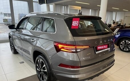 Skoda Kodiaq I, 2025 год, 5 399 000 рублей, 2 фотография