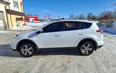 Toyota RAV4, 2018 год, 2 700 000 рублей, 2 фотография