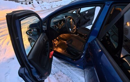 Ford Fiesta, 2015 год, 680 000 рублей, 3 фотография