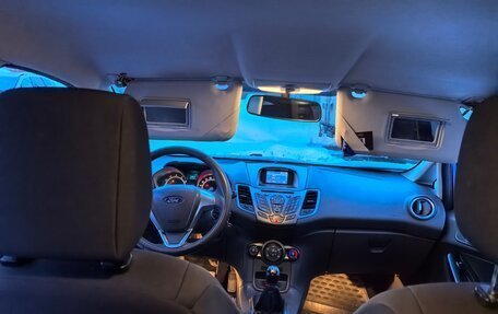 Ford Fiesta, 2015 год, 680 000 рублей, 16 фотография