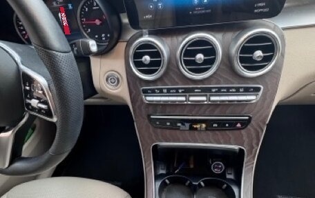 Mercedes-Benz GLC, 2019 год, 3 900 000 рублей, 15 фотография