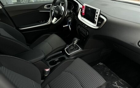 KIA cee'd III, 2024 год, 2 980 000 рублей, 16 фотография