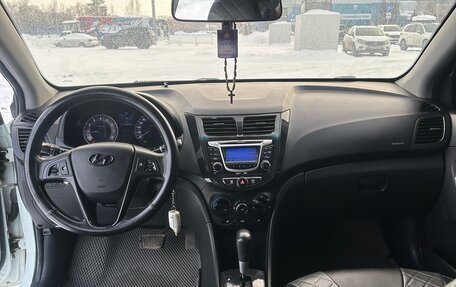 Hyundai Solaris II рестайлинг, 2012 год, 725 000 рублей, 10 фотография