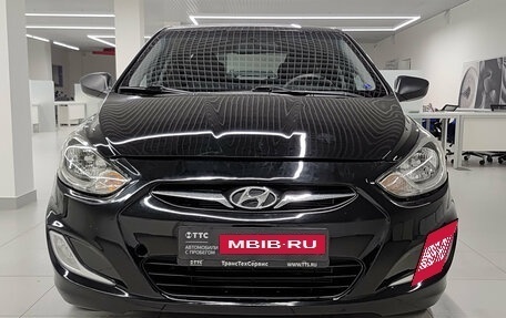 Hyundai Solaris II рестайлинг, 2013 год, 580 000 рублей, 2 фотография