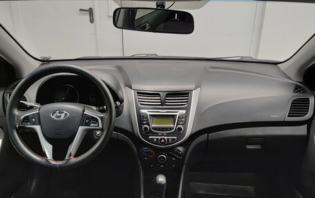 Hyundai Solaris II рестайлинг, 2013 год, 580 000 рублей, 14 фотография