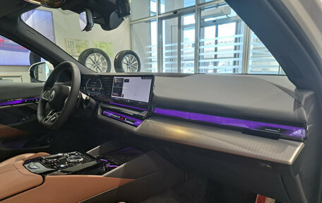 BMW 5 серия, 2025 год, 9 500 000 рублей, 11 фотография