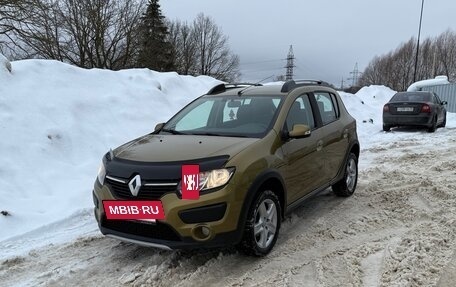Renault Sandero II рестайлинг, 2016 год, 850 000 рублей, 32 фотография