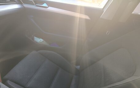 Volkswagen Passat B8 рестайлинг, 2015 год, 1 530 000 рублей, 14 фотография