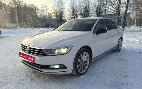 Volkswagen Passat B8 рестайлинг, 2015 год, 1 530 000 рублей, 4 фотография