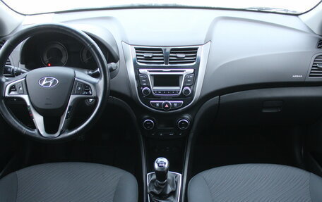 Hyundai Solaris II рестайлинг, 2016 год, 1 045 000 рублей, 9 фотография