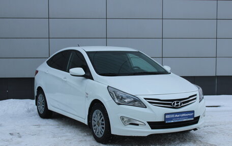 Hyundai Solaris II рестайлинг, 2016 год, 1 045 000 рублей, 3 фотография