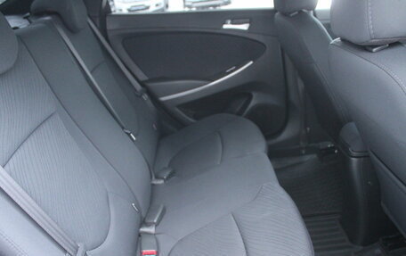 Hyundai Solaris II рестайлинг, 2016 год, 1 045 000 рублей, 12 фотография