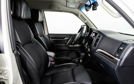 Mitsubishi Pajero IV, 2019 год, 4 099 000 рублей, 19 фотография