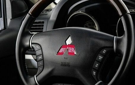 Mitsubishi Pajero IV, 2019 год, 4 099 000 рублей, 11 фотография