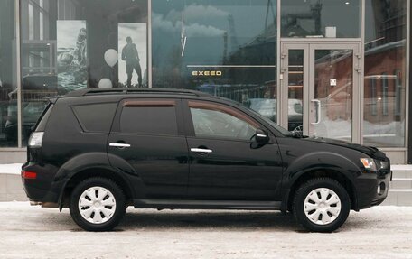 Mitsubishi Outlander III рестайлинг 3, 2011 год, 1 200 000 рублей, 4 фотография