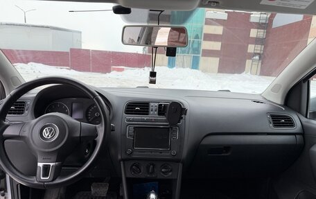 Volkswagen Polo VI (EU Market), 2012 год, 800 000 рублей, 7 фотография