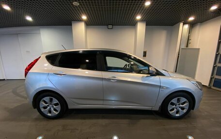 Hyundai Solaris II рестайлинг, 2014 год, 669 000 рублей, 2 фотография