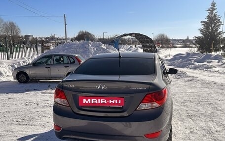 Hyundai Solaris II рестайлинг, 2013 год, 870 000 рублей, 4 фотография