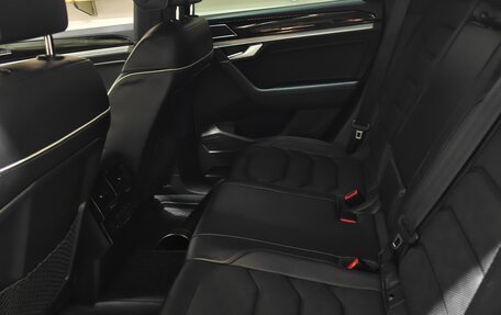 Volkswagen Touareg III, 2019 год, 5 900 000 рублей, 9 фотография