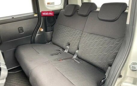 Toyota Roomy I, 2021 год, 980 000 рублей, 14 фотография