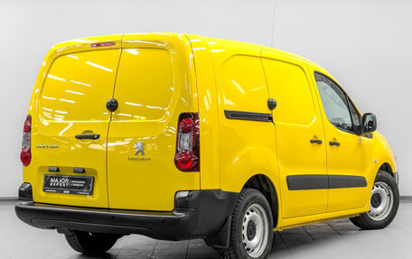 Peugeot Partner II рестайлинг 2, 2021 год, 2 055 000 рублей, 5 фотография