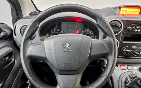 Peugeot Partner II рестайлинг 2, 2021 год, 2 055 000 рублей, 21 фотография