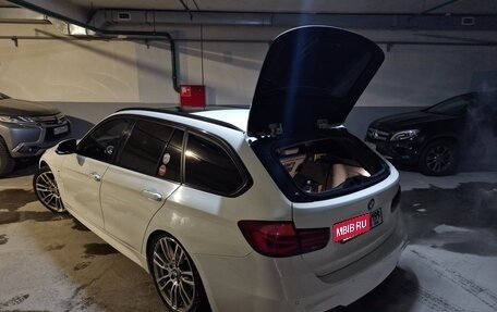 BMW 3 серия, 2019 год, 2 890 000 рублей, 13 фотография