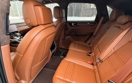 Porsche Cayenne III, 2022 год, 15 500 000 рублей, 22 фотография