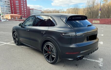 Porsche Cayenne III, 2022 год, 15 500 000 рублей, 11 фотография