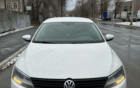 Volkswagen Jetta VI, 2012 год, 930 000 рублей, 3 фотография