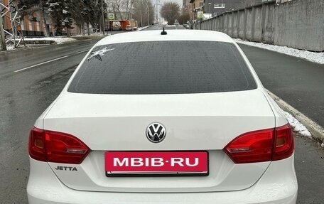 Volkswagen Jetta VI, 2012 год, 930 000 рублей, 5 фотография