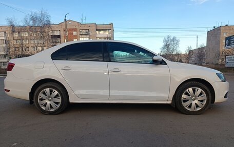 Volkswagen Jetta VI, 2012 год, 930 000 рублей, 14 фотография