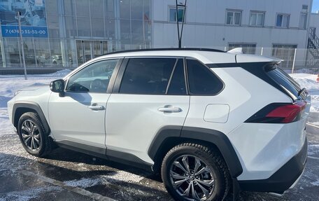 Toyota RAV4, 2024 год, 3 750 000 рублей, 6 фотография