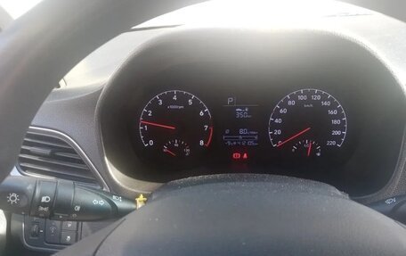 Hyundai Solaris II рестайлинг, 2018 год, 680 000 рублей, 8 фотография