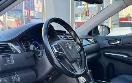 Toyota Camry, 2015 год, 1 690 000 рублей, 16 фотография