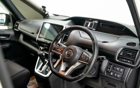 Nissan Serena IV, 2016 год, 2 120 000 рублей, 10 фотография