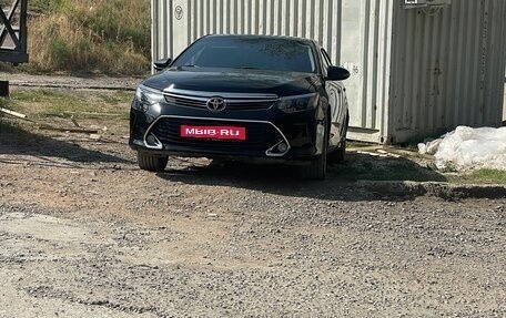 Toyota Camry, 2016 год, 1 850 000 рублей, 1 фотография