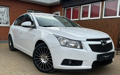 Chevrolet Cruze II, 2012 год, 900 000 рублей, 4 фотография