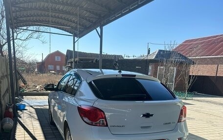 Chevrolet Cruze II, 2012 год, 900 000 рублей, 3 фотография