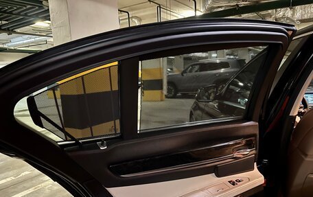 BMW 7 серия, 2011 год, 2 390 000 рублей, 34 фотография