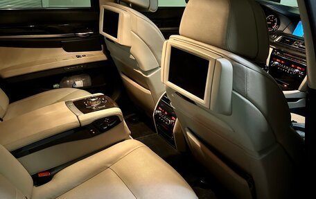 BMW 7 серия, 2011 год, 2 390 000 рублей, 28 фотография