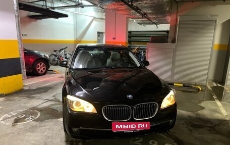 BMW 7 серия, 2011 год, 2 390 000 рублей, 17 фотография