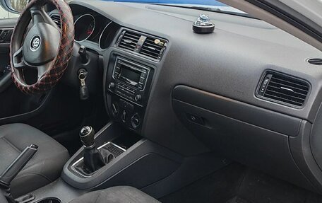 Volkswagen Jetta VI, 2016 год, 899 999 рублей, 15 фотография