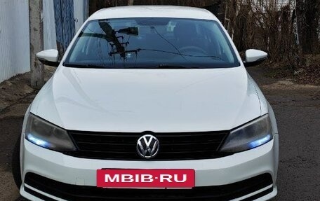 Volkswagen Jetta VI, 2016 год, 899 999 рублей, 4 фотография
