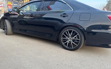 Toyota Camry, 2016 год, 1 850 000 рублей, 2 фотография