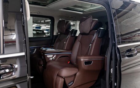 Mercedes-Benz V-Класс, 2025 год, 12 000 000 рублей, 18 фотография
