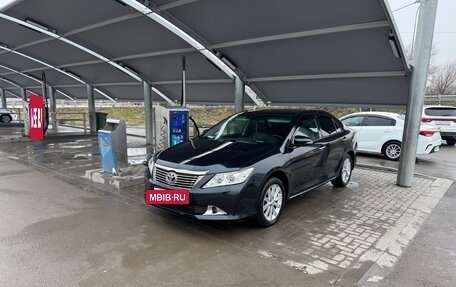 Toyota Camry, 2014 год, 1 850 000 рублей, 2 фотография