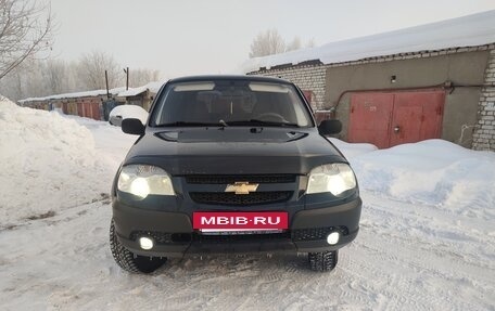 Chevrolet Niva I рестайлинг, 2011 год, 490 000 рублей, 2 фотография