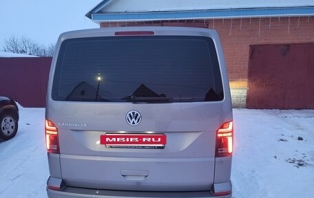 Volkswagen Caravelle T6 рестайлинг, 2021 год, 6 000 000 рублей, 4 фотография