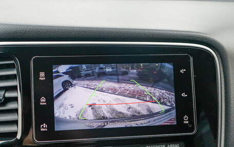 Mitsubishi Outlander III рестайлинг 3, 2018 год, 2 090 000 рублей, 22 фотография